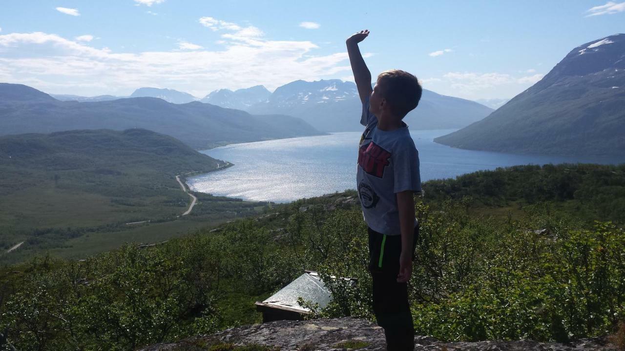 Utsikten Feriehus i Bakkeby Bagian luar foto